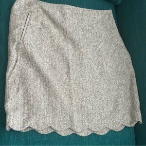 Skirt with scalloped edge